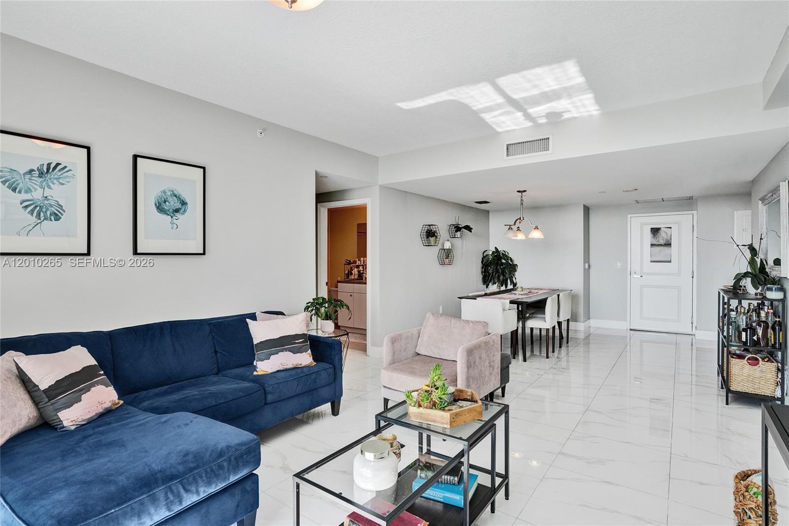 VUE AT BRICKELL CONDO - Residential