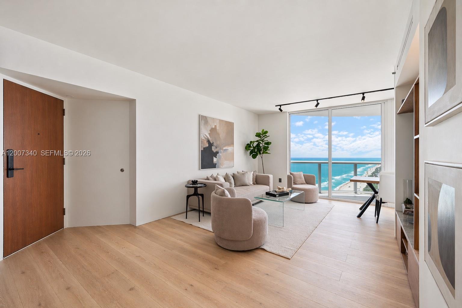 AKOYA CONDO - Residential