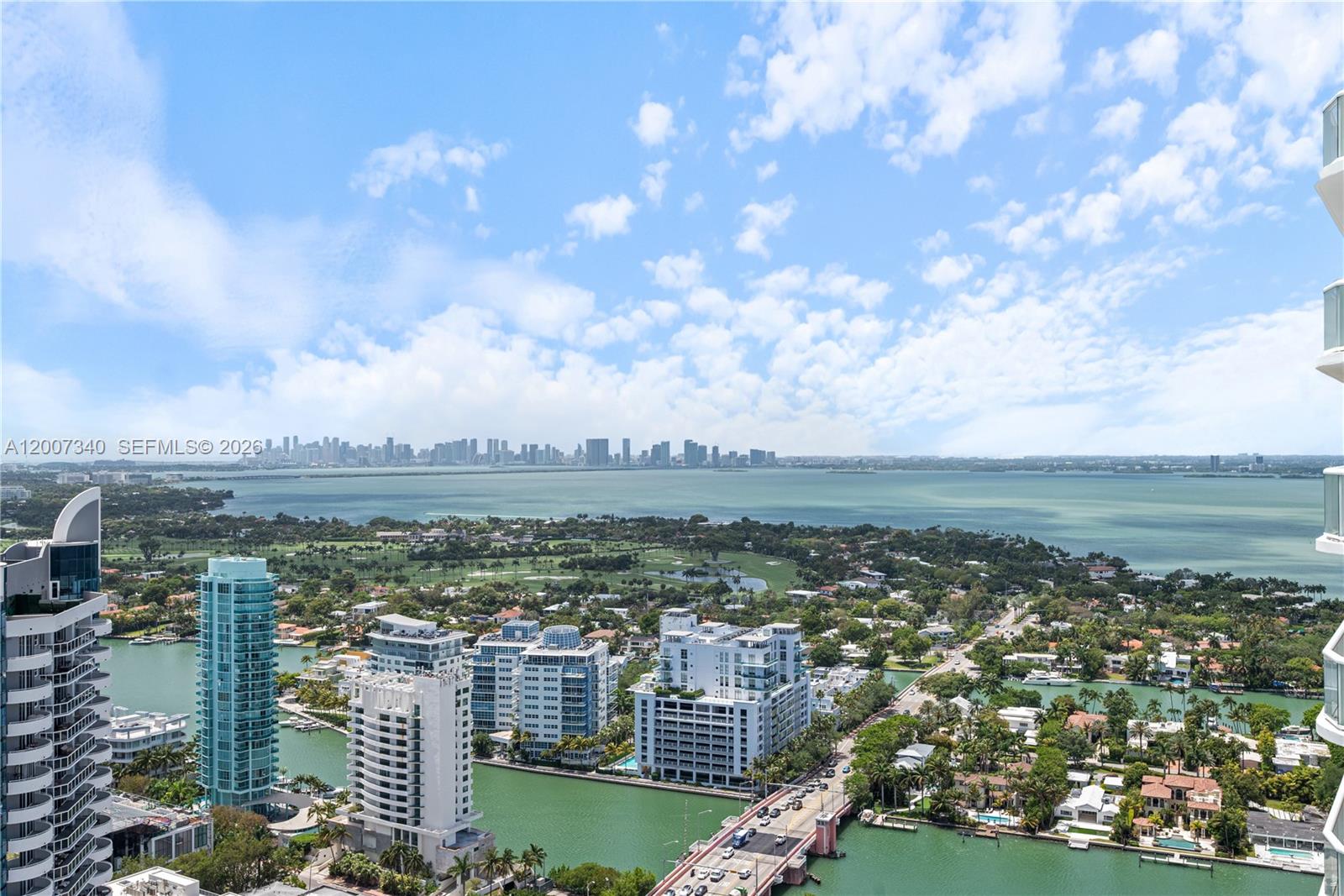 AKOYA CONDO - Residential