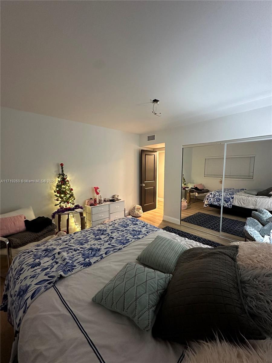 CONDADO REAL CONDO - Residential