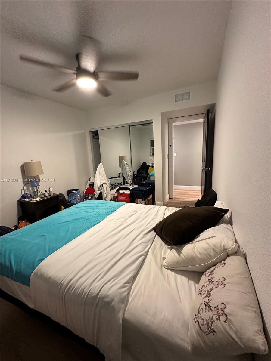 CONDADO REAL CONDO - Residential