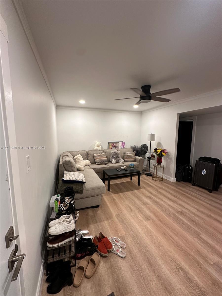 CONDADO REAL CONDO - Residential