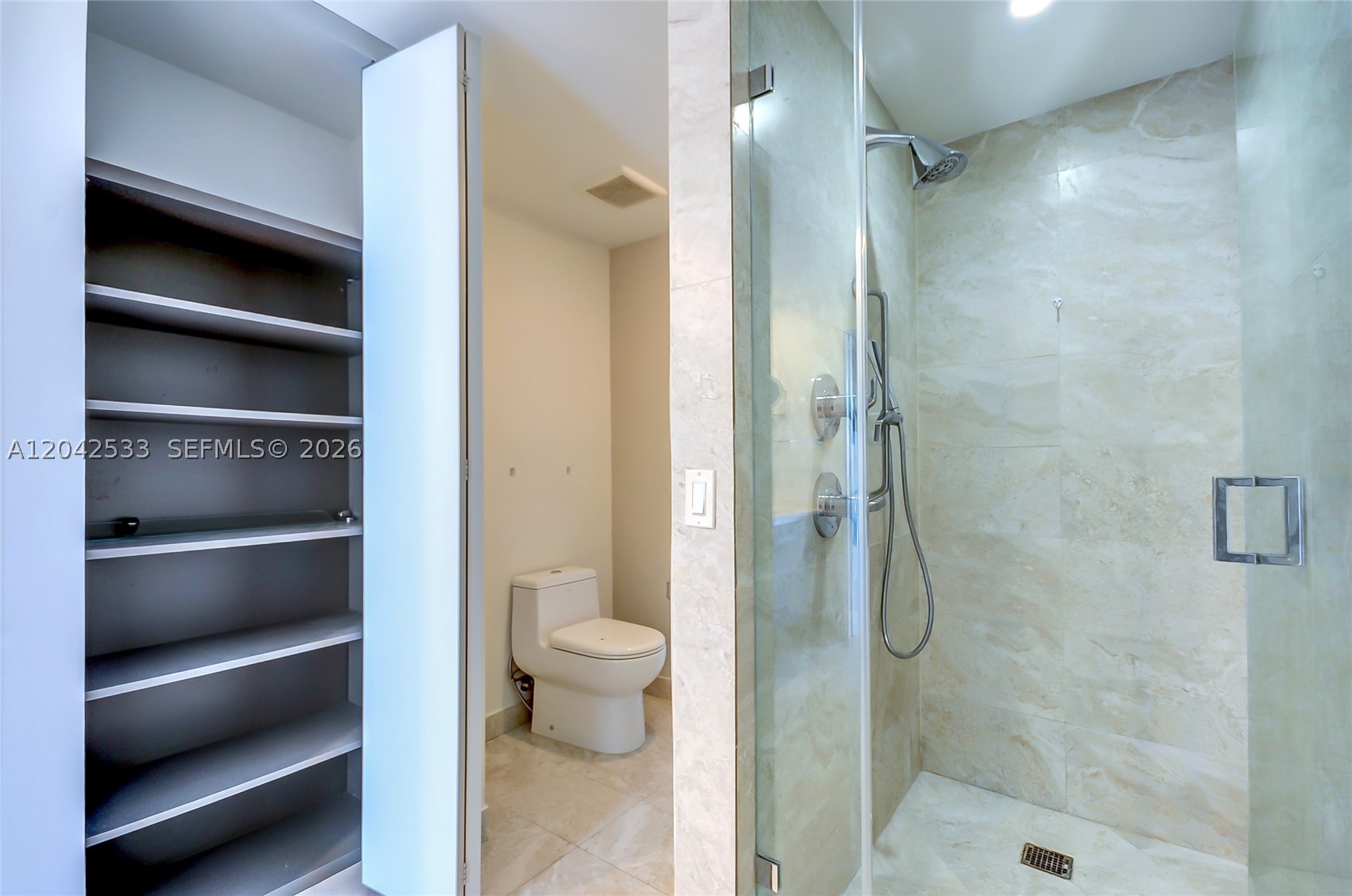 ARIA ON THE BAY CONDO - Residential