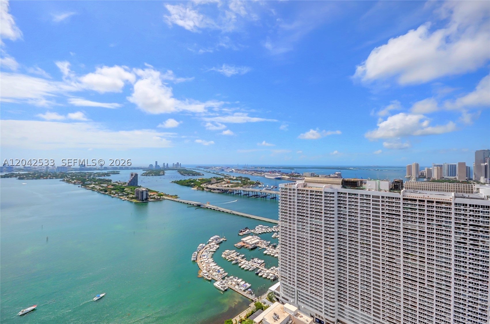 ARIA ON THE BAY CONDO - Residential