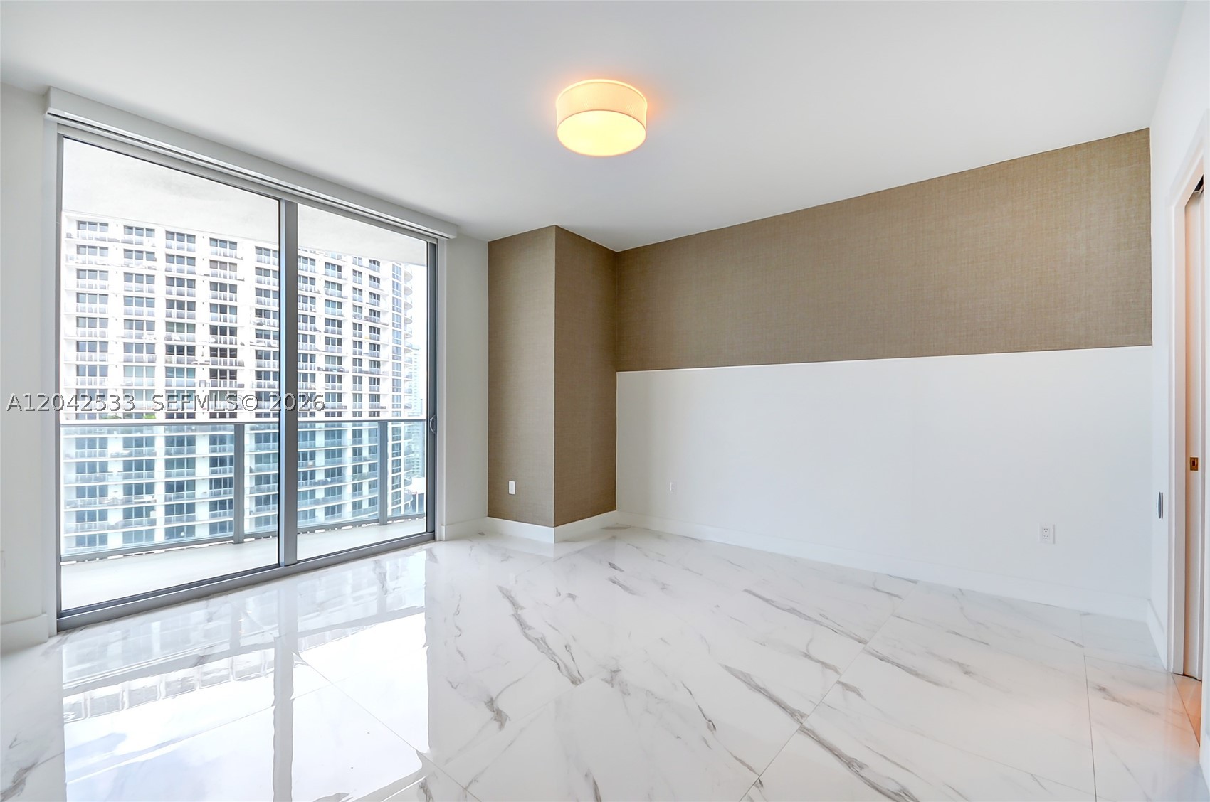 ARIA ON THE BAY CONDO - Residential