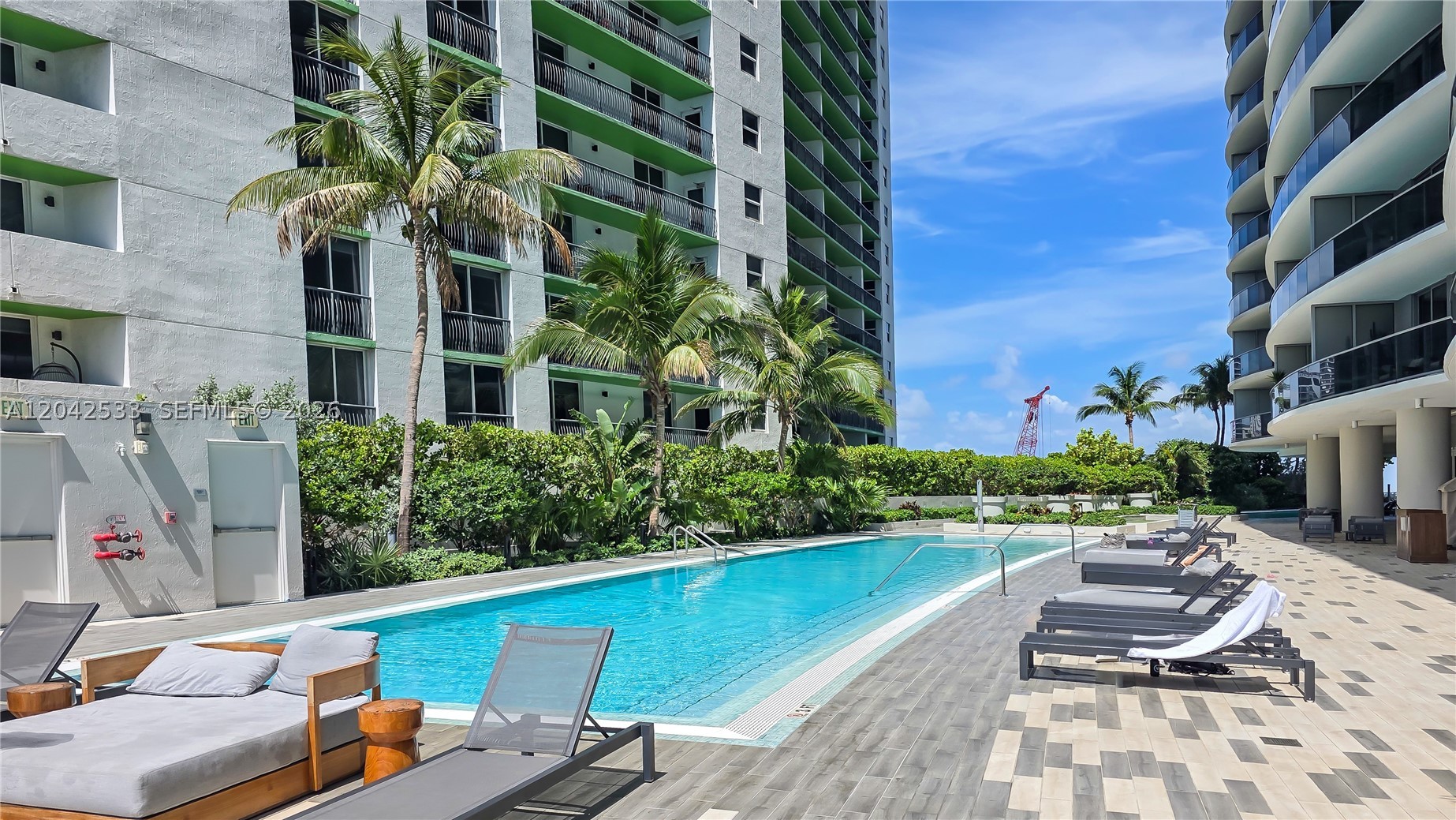ARIA ON THE BAY CONDO - Residential