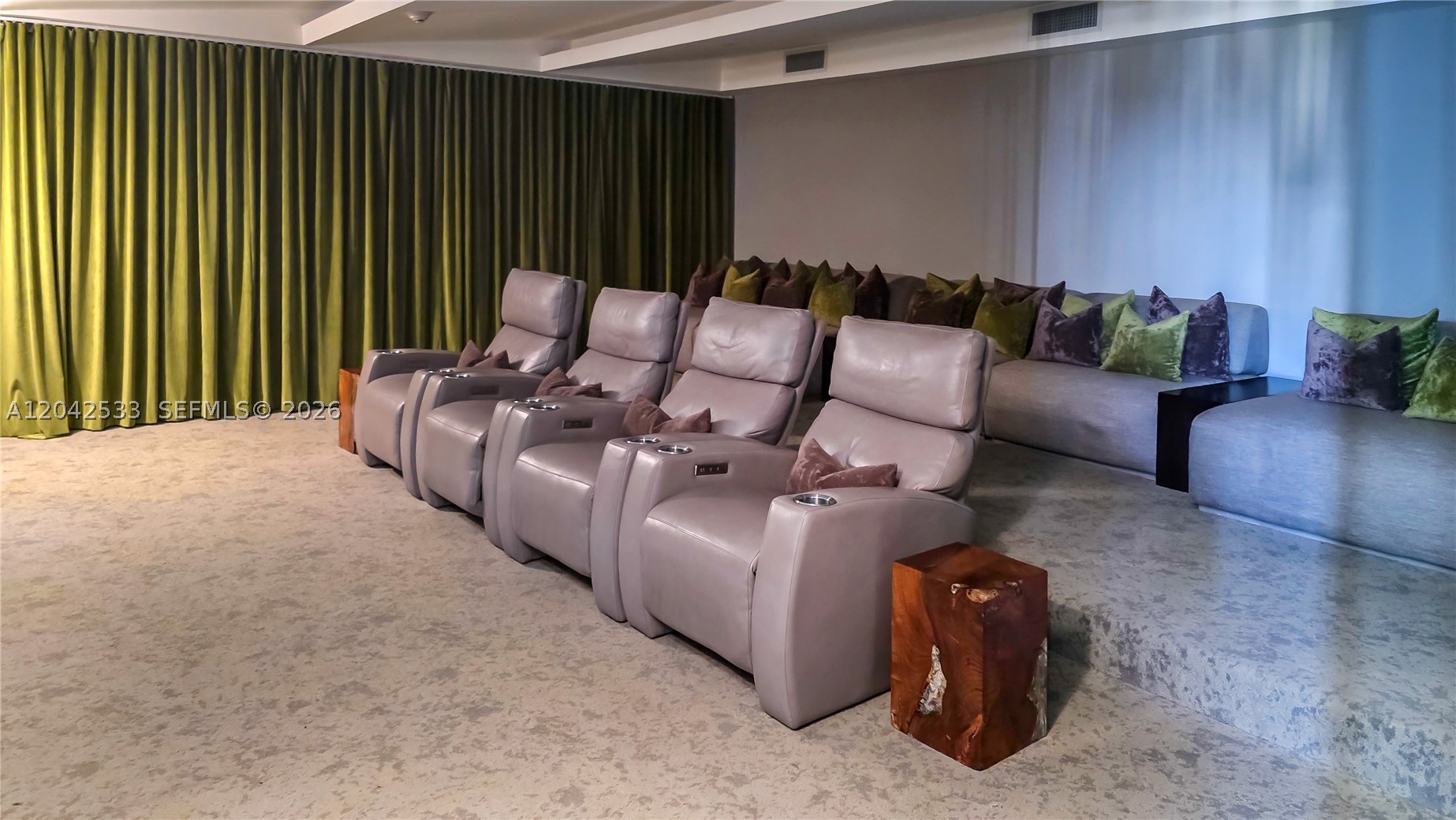 ARIA ON THE BAY CONDO - Residential