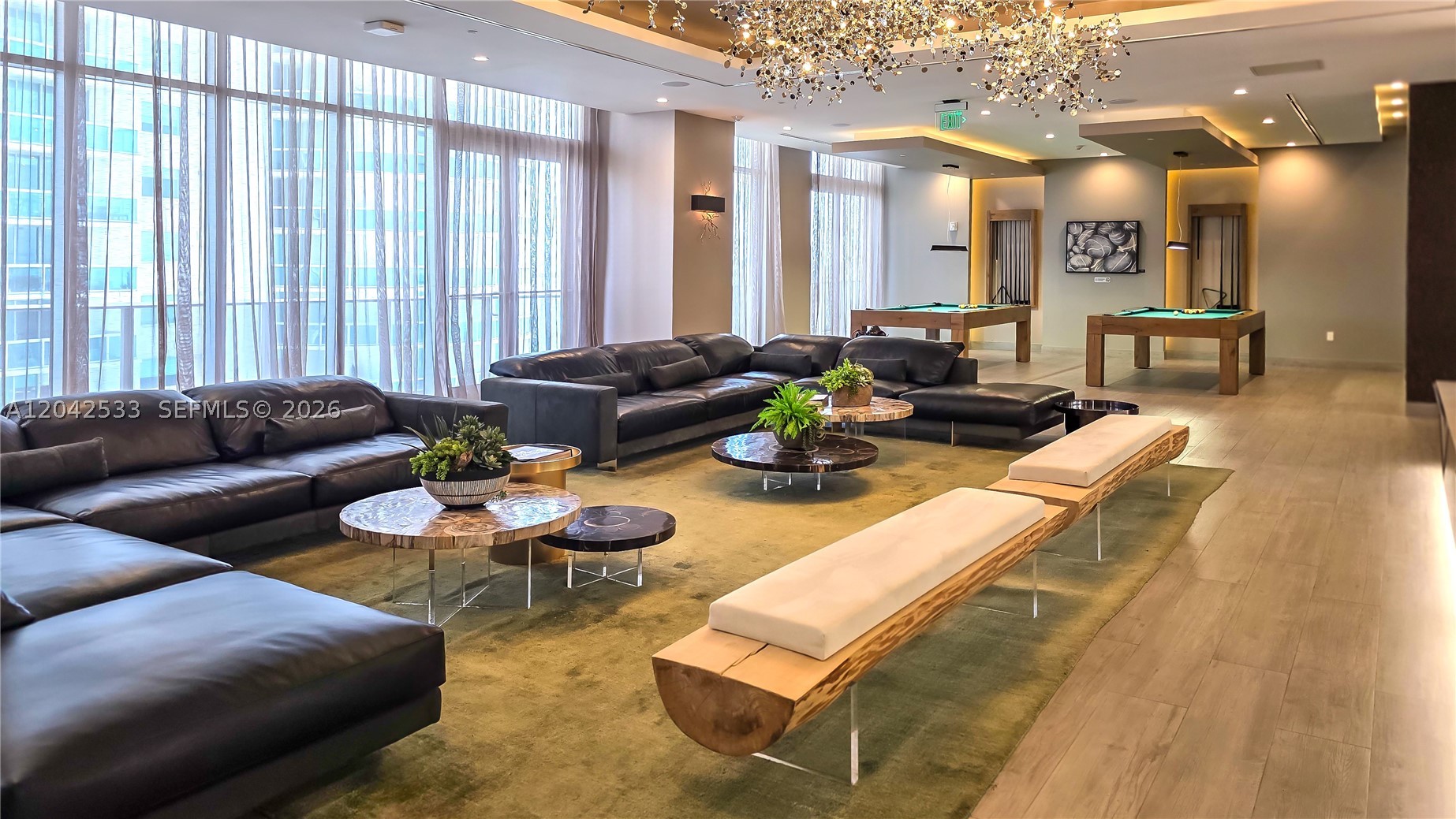 ARIA ON THE BAY CONDO - Residential