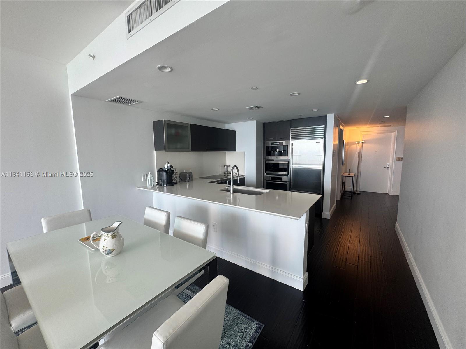 JADE BEACH CONDO - Residential