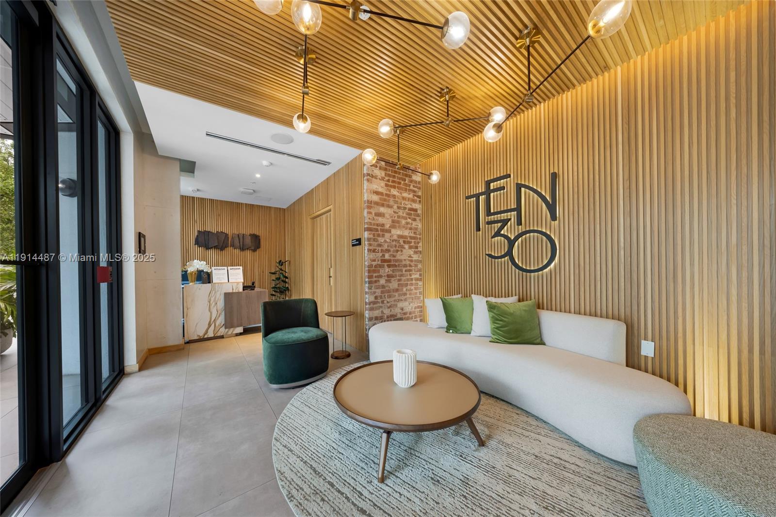 LINCOLN SUB - Residential