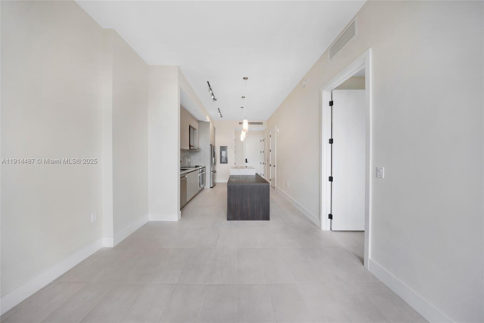 LINCOLN SUB - Residential