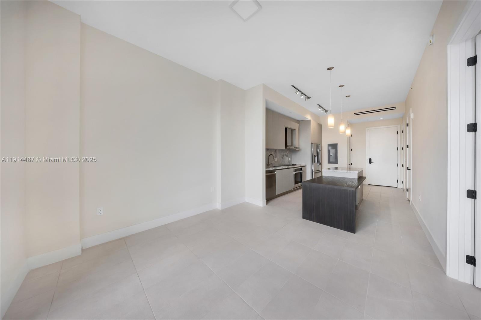 LINCOLN SUB - Residential
