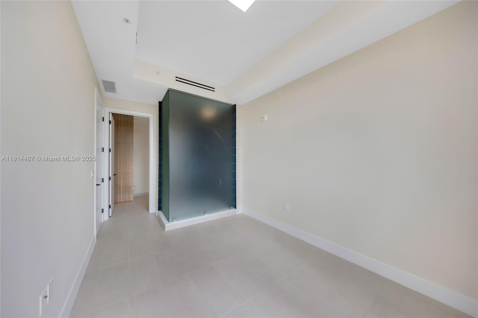 LINCOLN SUB - Residential