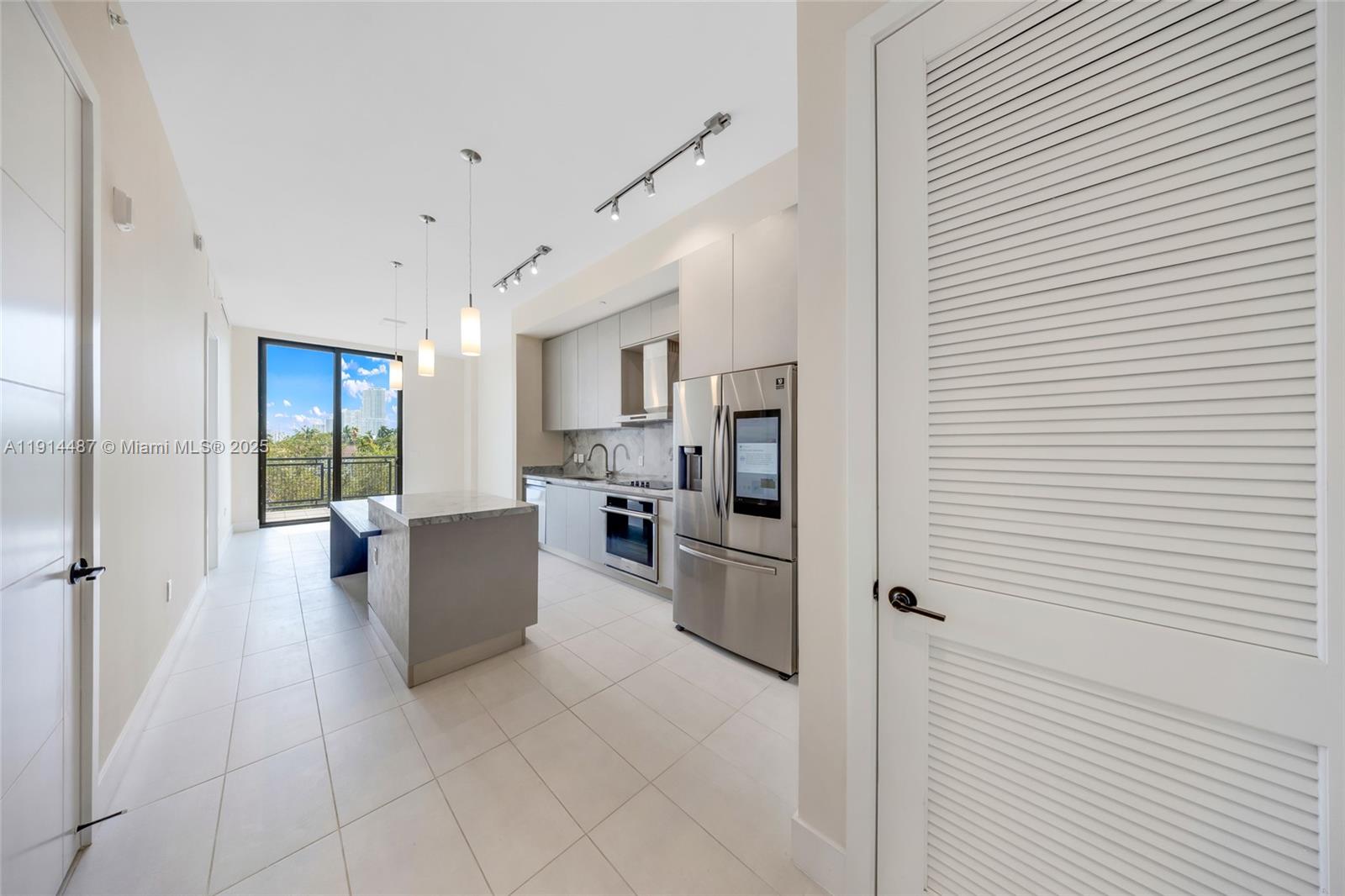 LINCOLN SUB - Residential