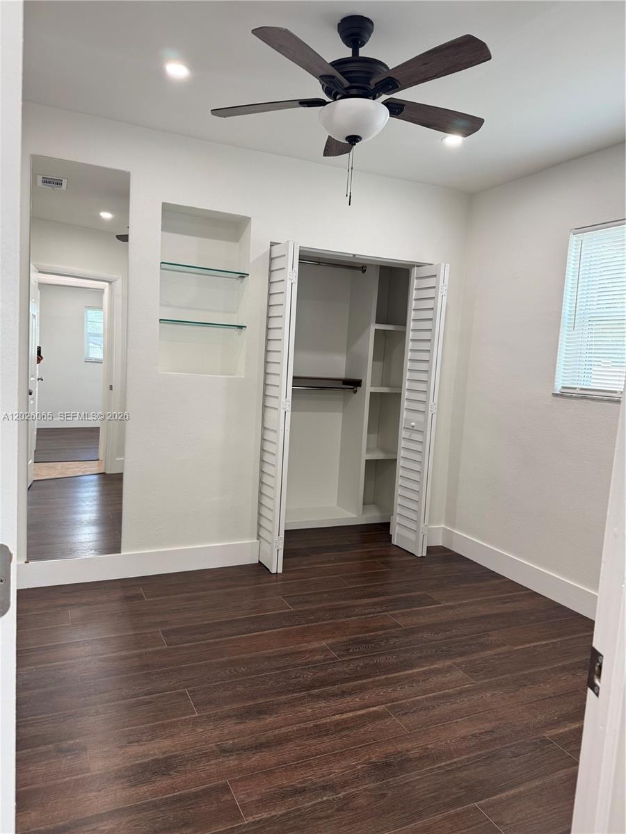 SO MIAMI HEIGHTS ADDN V - Residential Lease