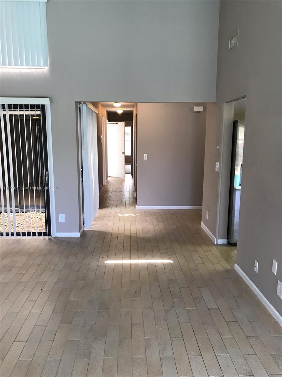 HOMEWOOD LAKES SEC D - Residential Lease