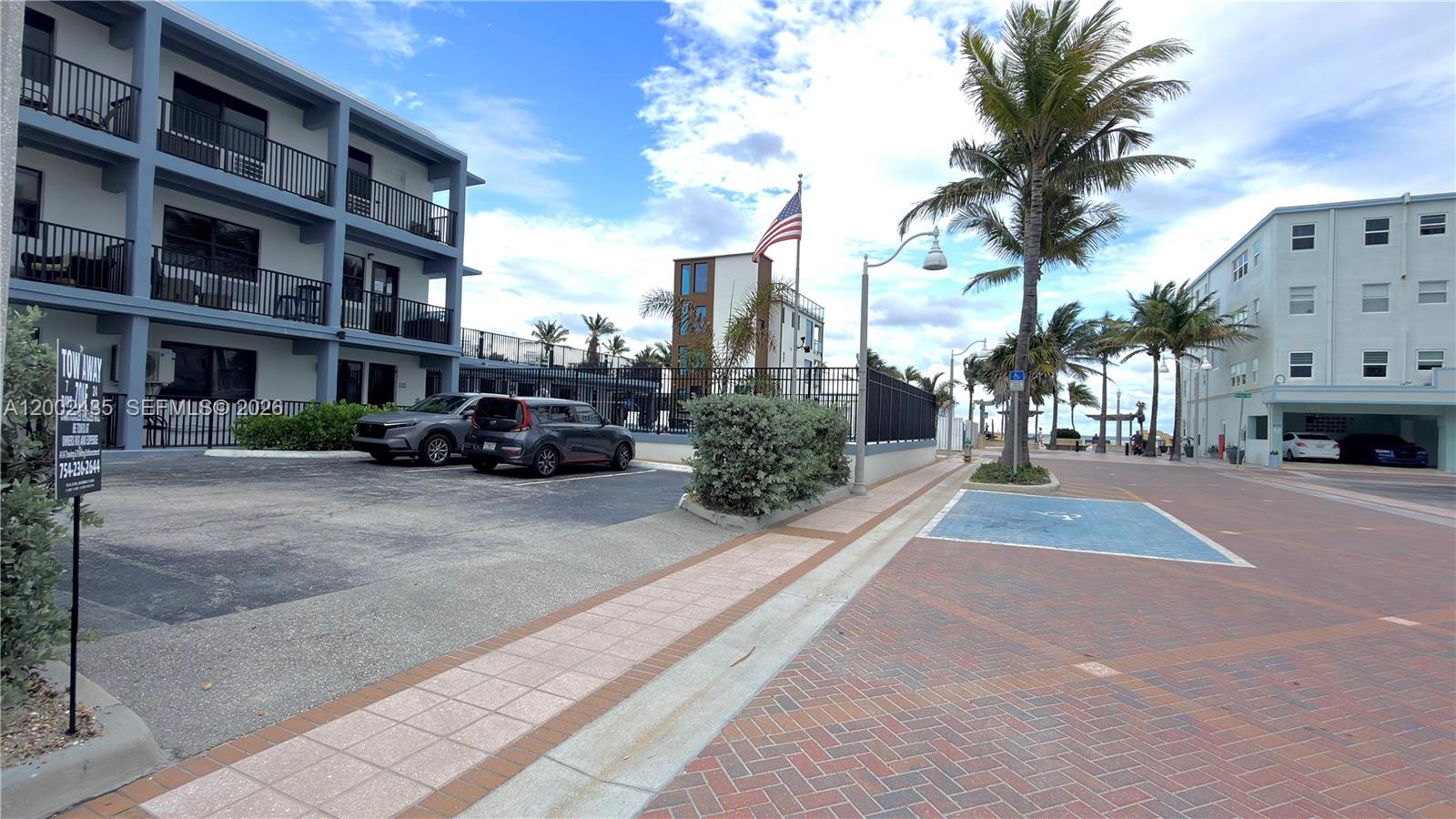 BEACH TERRACE RESORT COND - Residential