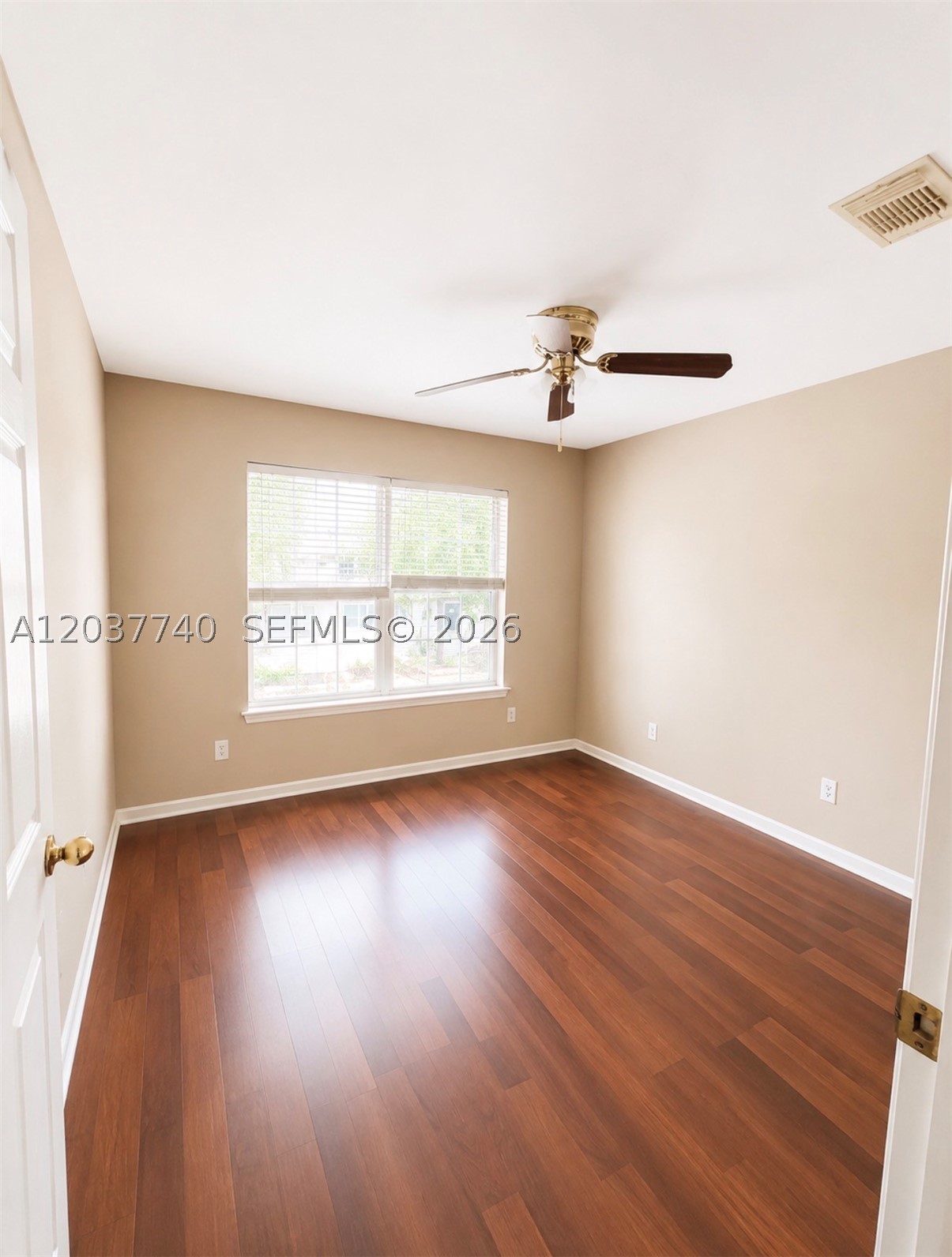 PARK LAKES SEC 2 - Residential Lease