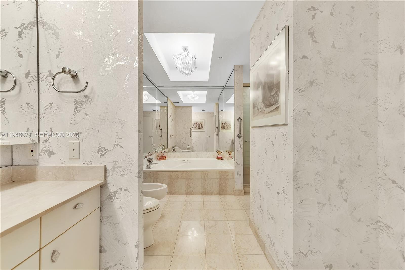 THE PALACE AT BAL HARBOUR - Residential