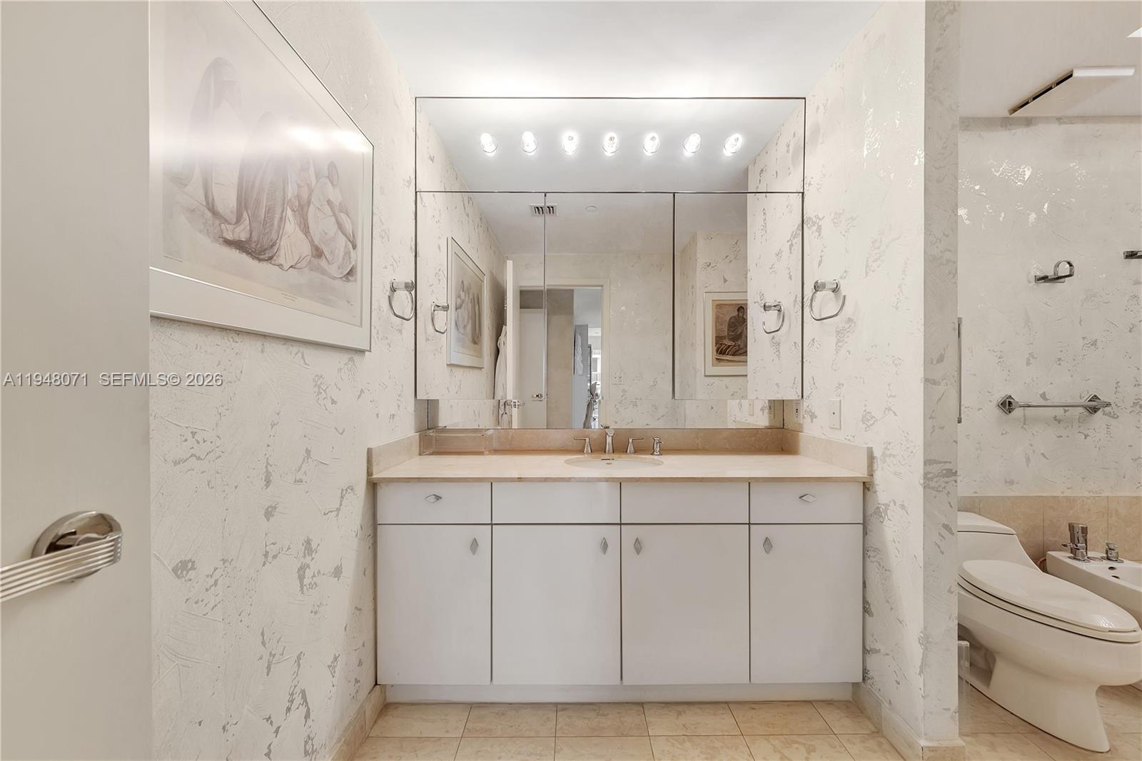 THE PALACE AT BAL HARBOUR - Residential