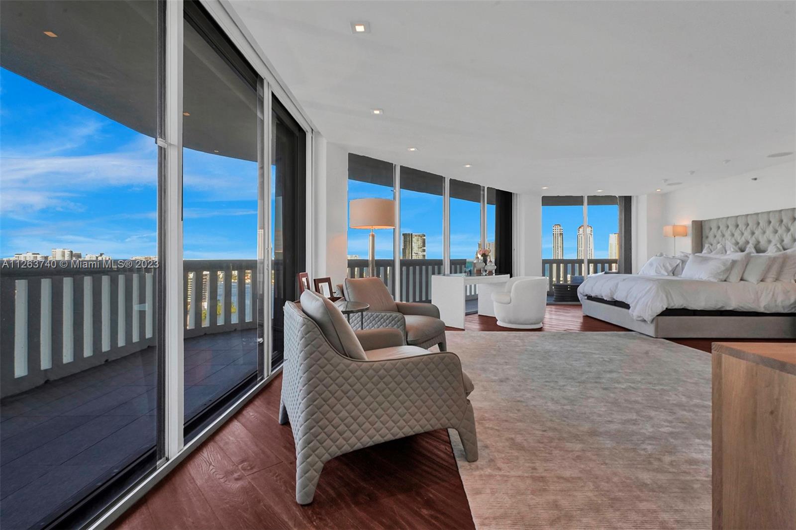 3000 ISL BLVD WILLIAMS IS - Residential