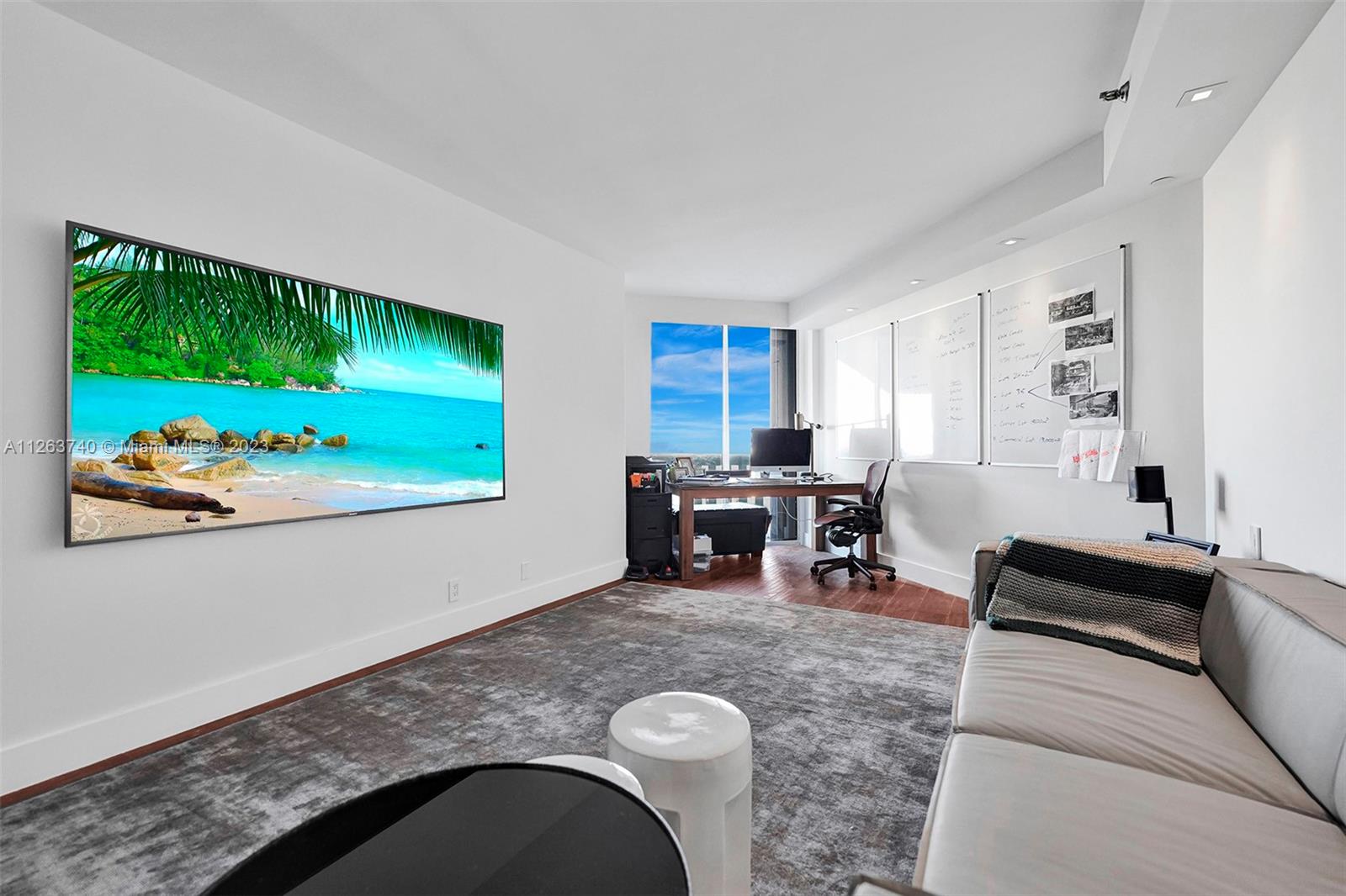 3000 ISL BLVD WILLIAMS IS - Residential