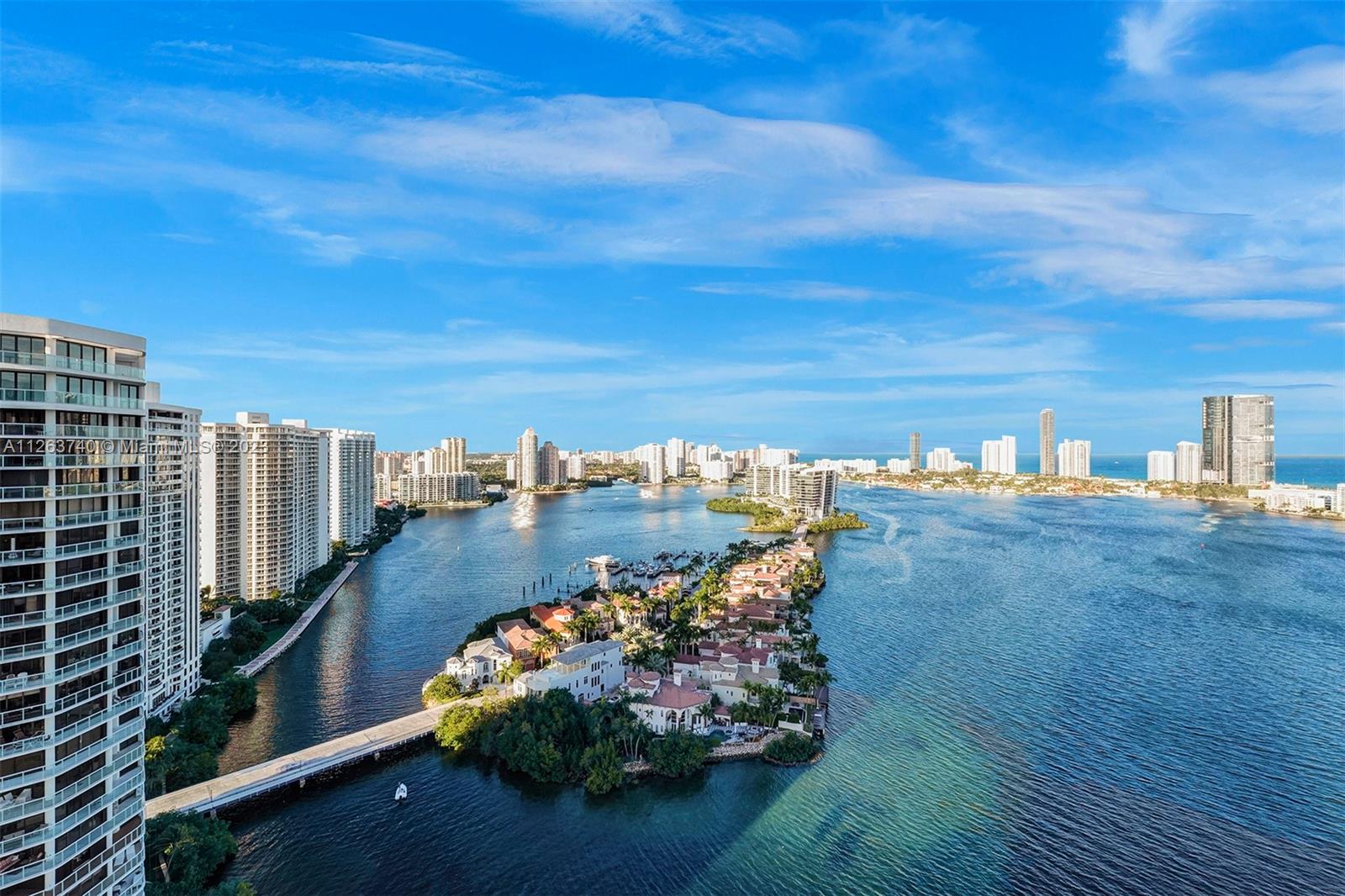 3000 ISL BLVD WILLIAMS IS - Residential
