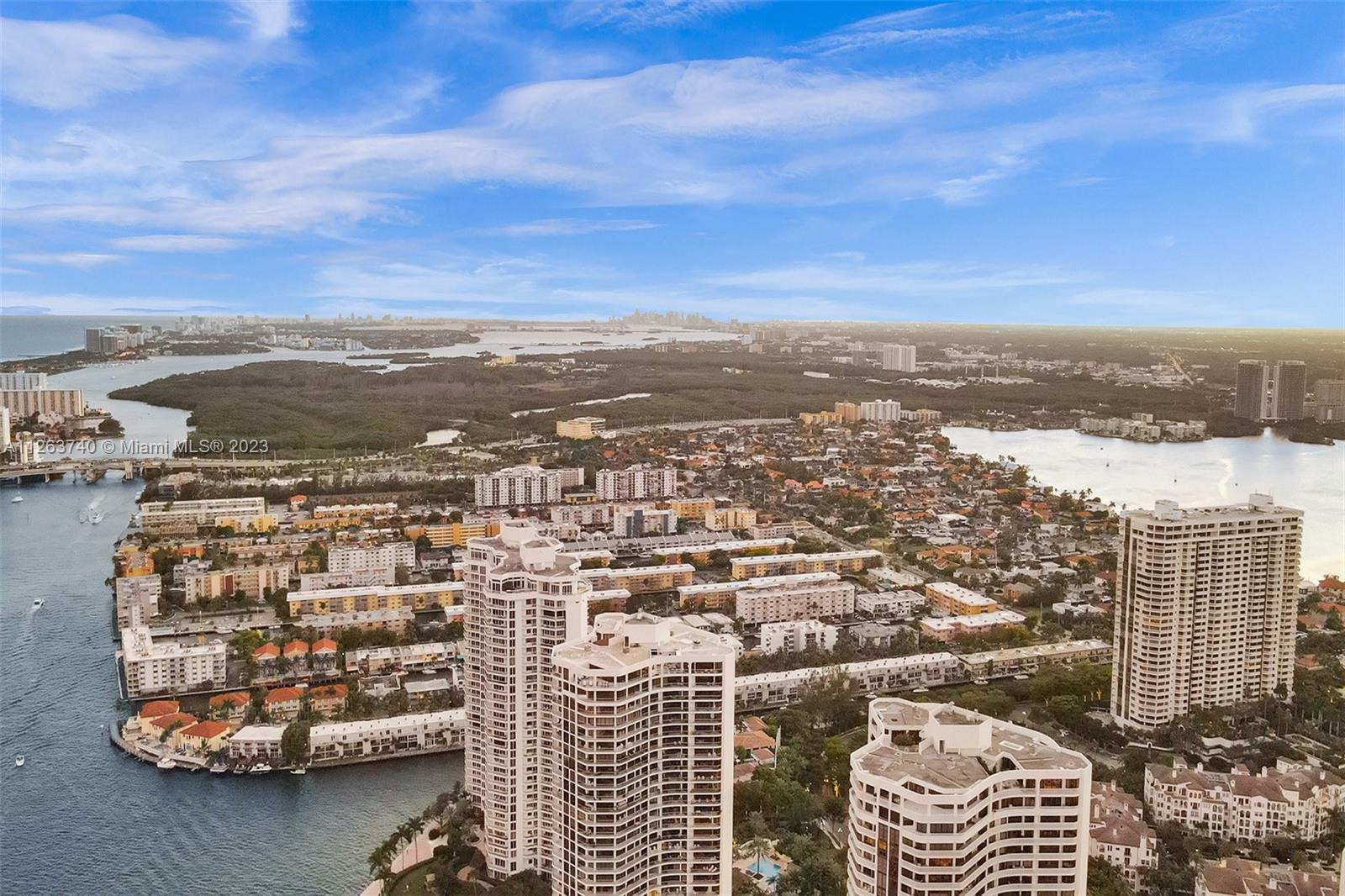 3000 ISL BLVD WILLIAMS IS - Residential