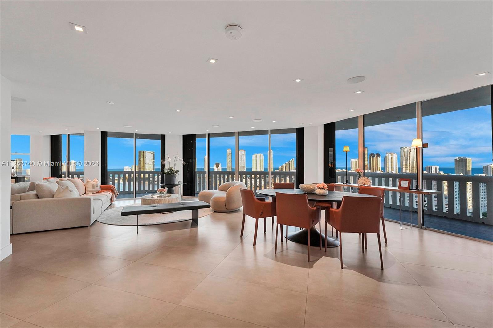 3000 ISL BLVD WILLIAMS IS - Residential