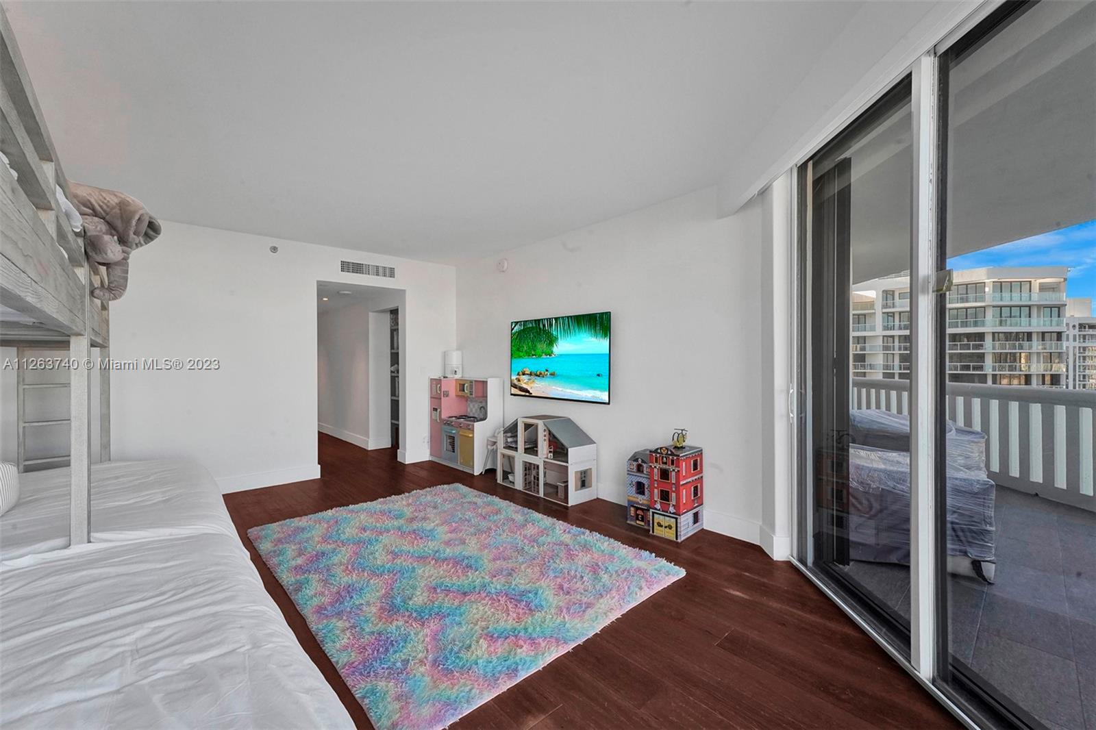 3000 ISL BLVD WILLIAMS IS - Residential