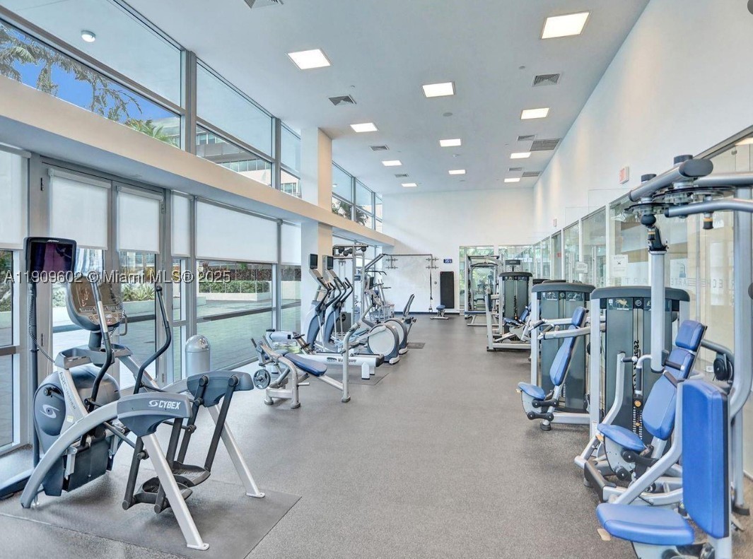 ARTECH RESIDENCES AT AVEN - Residential