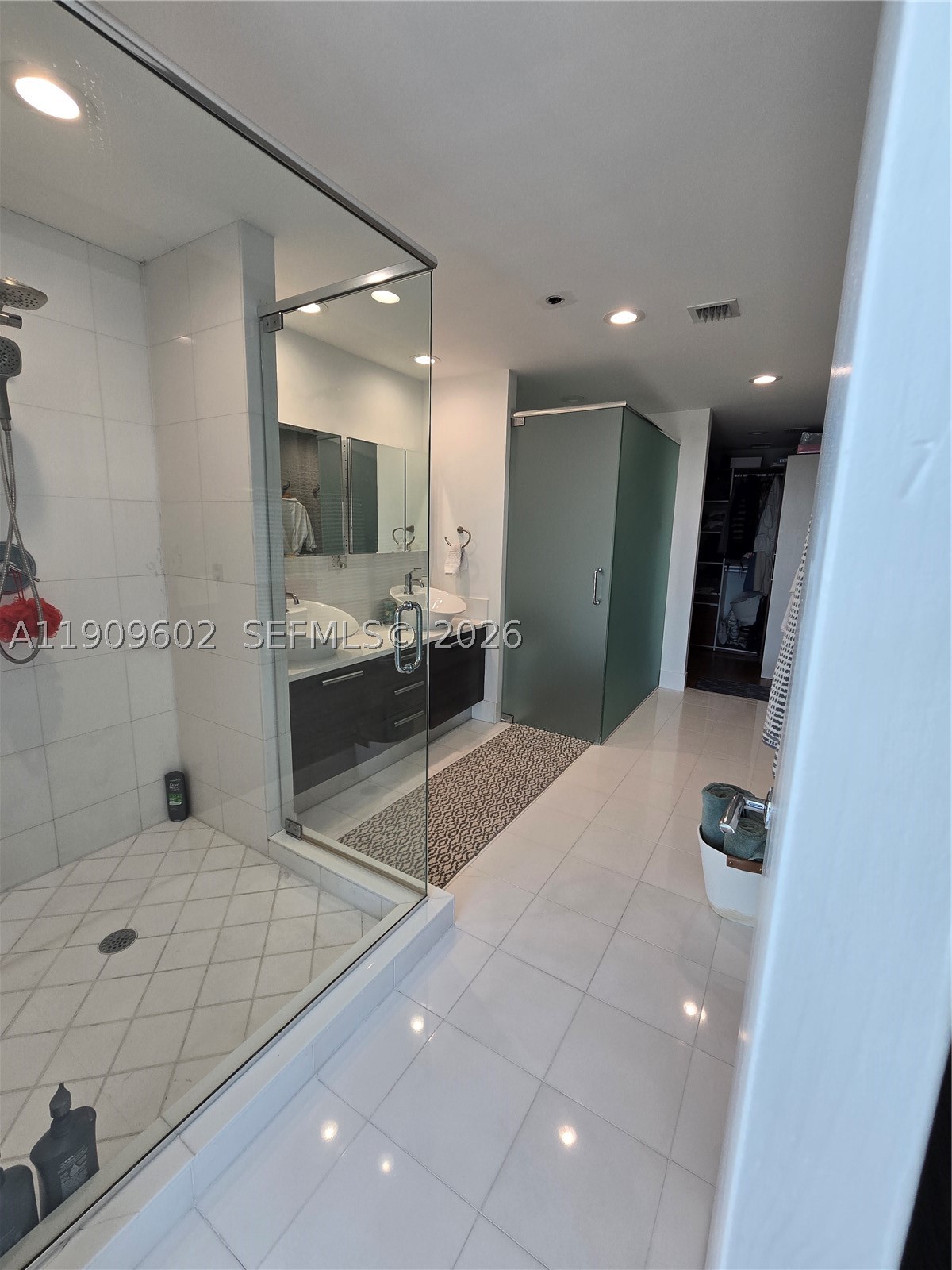ARTECH RESIDENCES AT AVEN - Residential