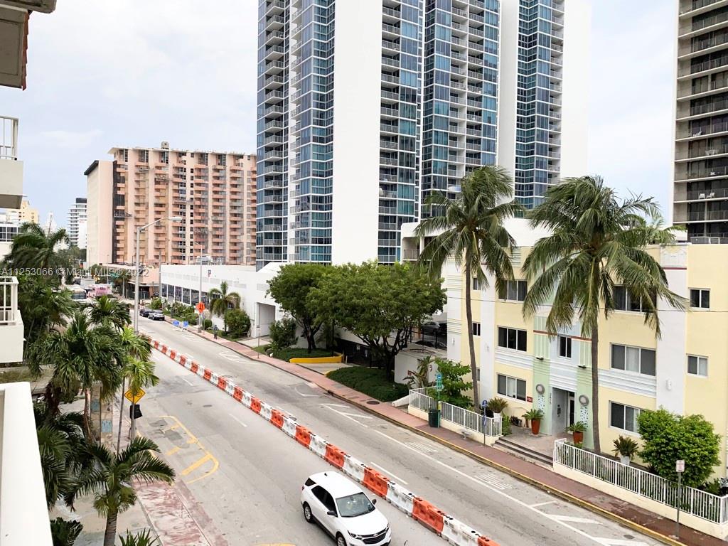 LAKE BEACH CLUB CONDO - Residential Lease