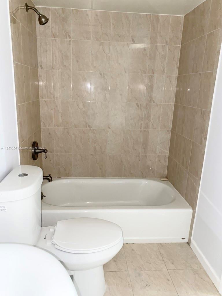LAKE BEACH CLUB CONDO - Residential Lease