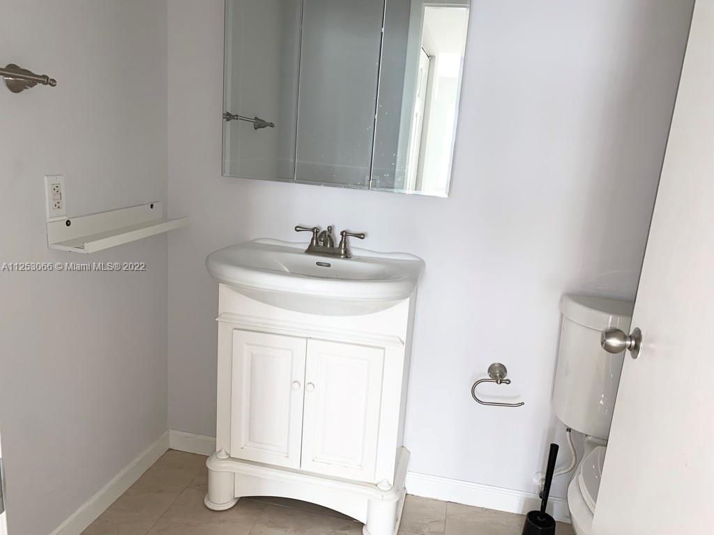 LAKE BEACH CLUB CONDO - Residential Lease