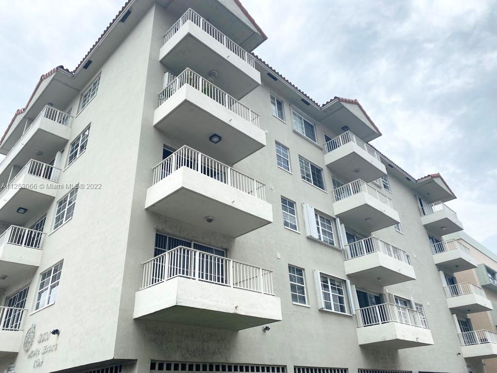 LAKE BEACH CLUB CONDO - Residential Lease