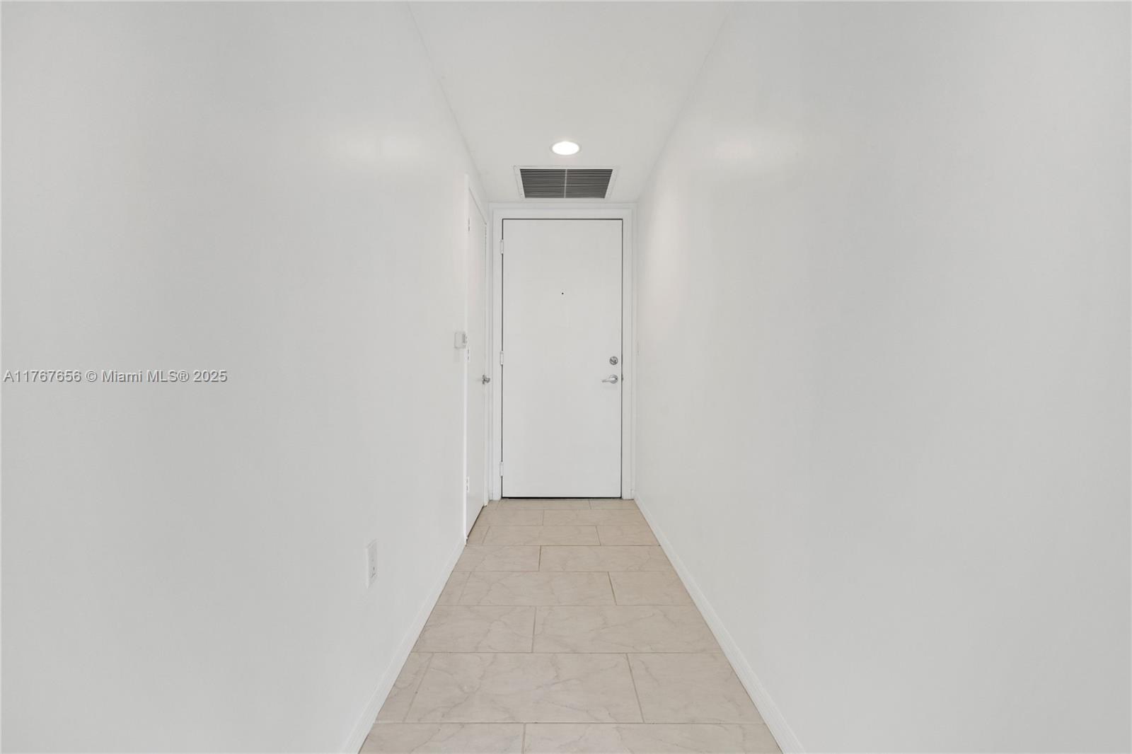 THE PLAZA 950 BRICKELL CON - Residential Lease