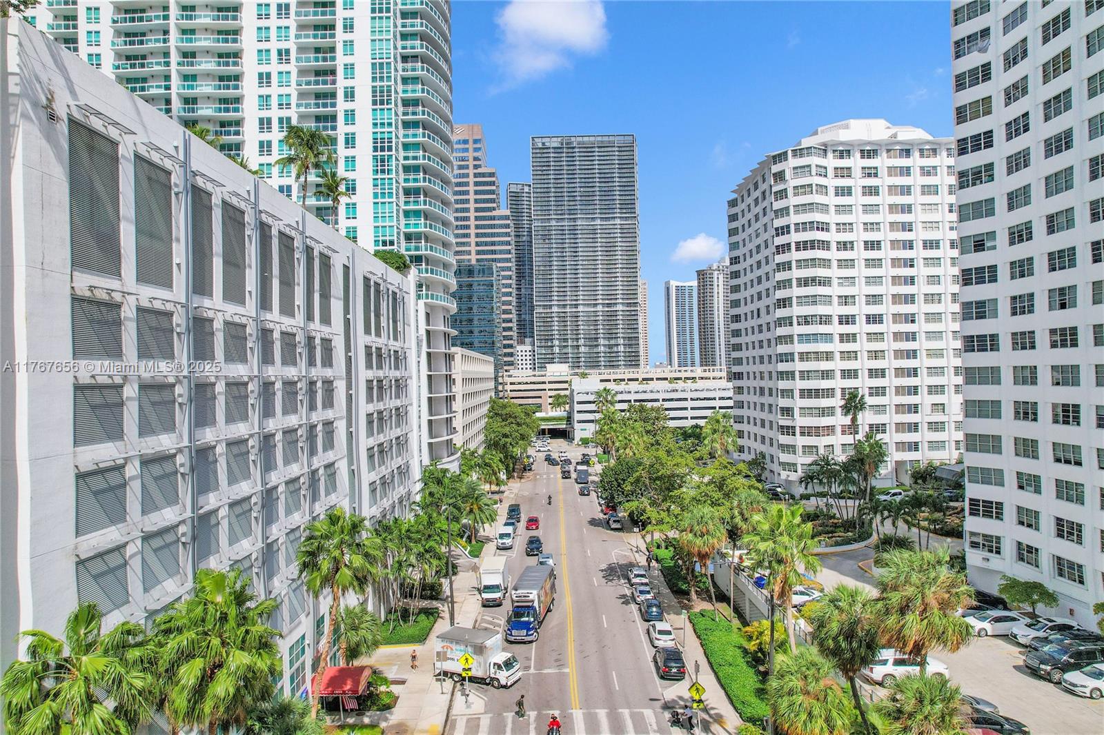 THE PLAZA 950 BRICKELL CON - Residential Lease