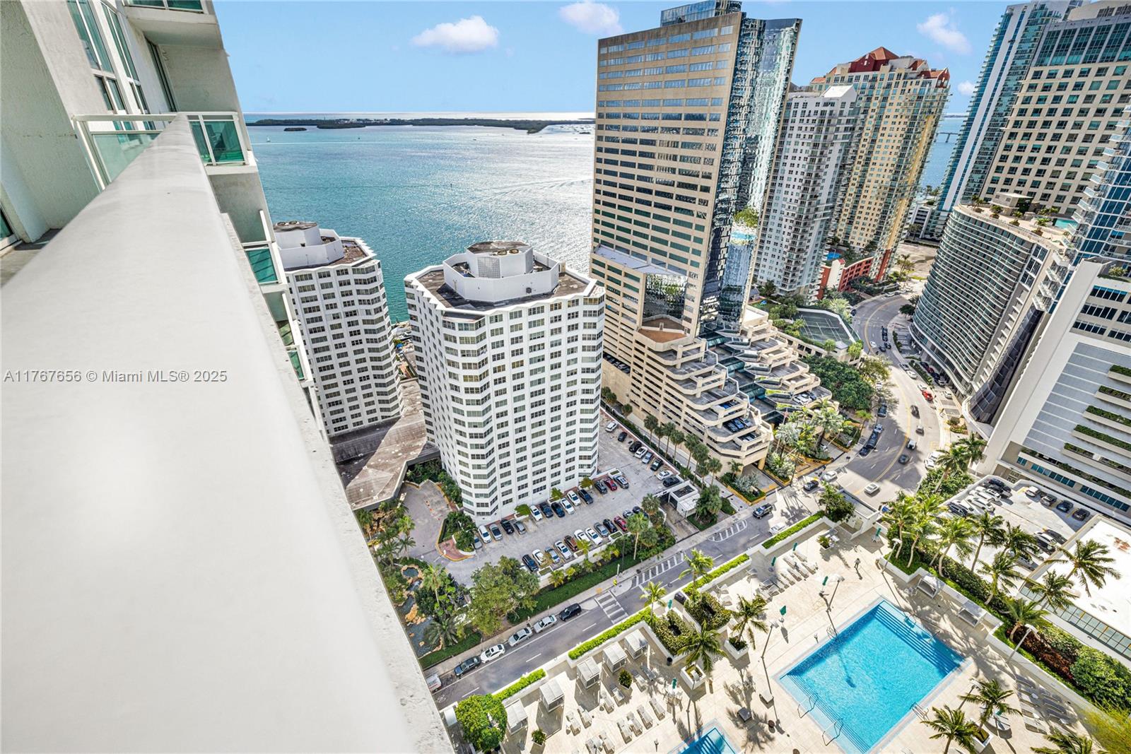THE PLAZA 950 BRICKELL CON - Residential Lease