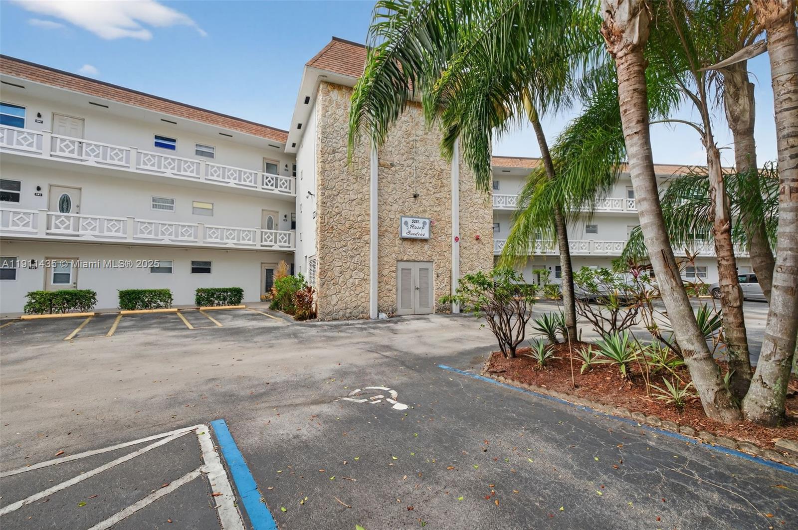 ROSE GARDENS CONDO - Residential