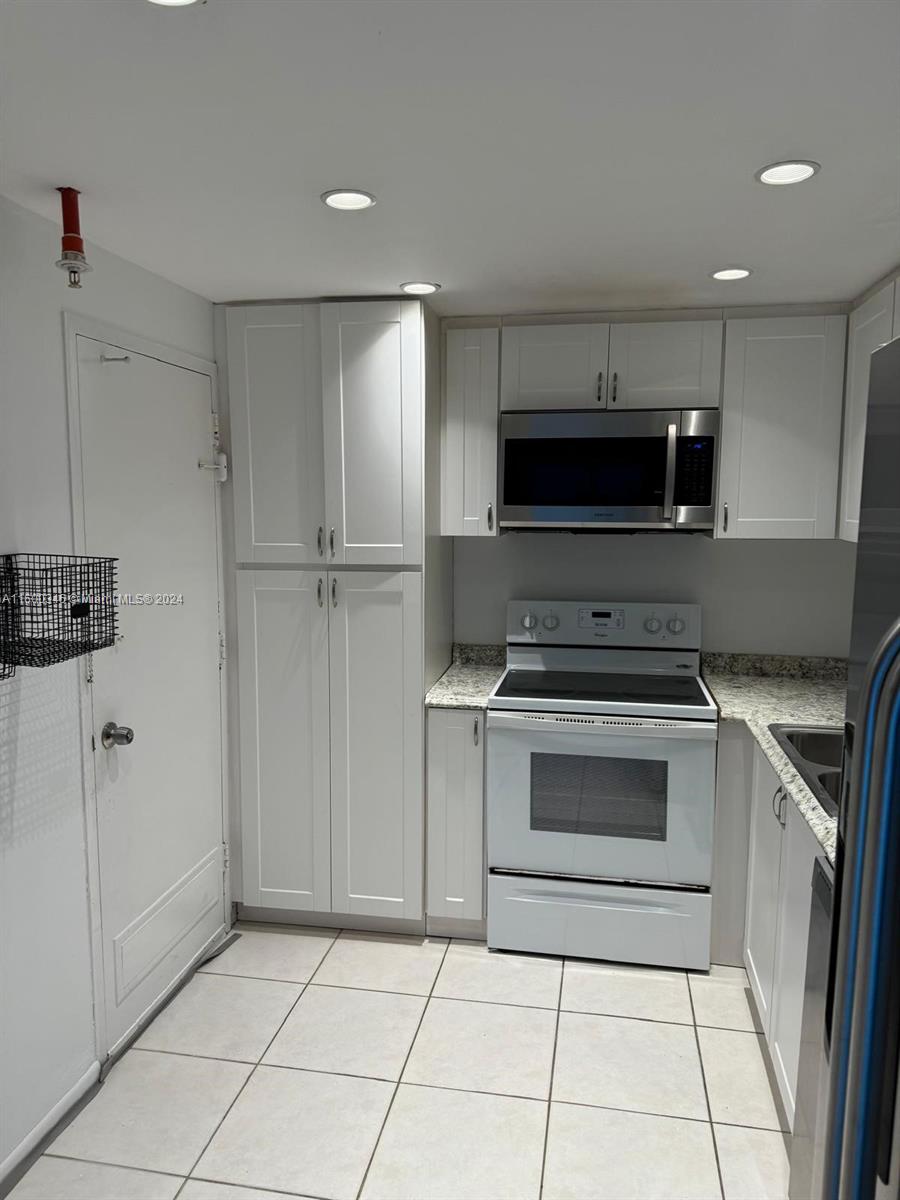 COASTAL TOWERS CONDO - Residential