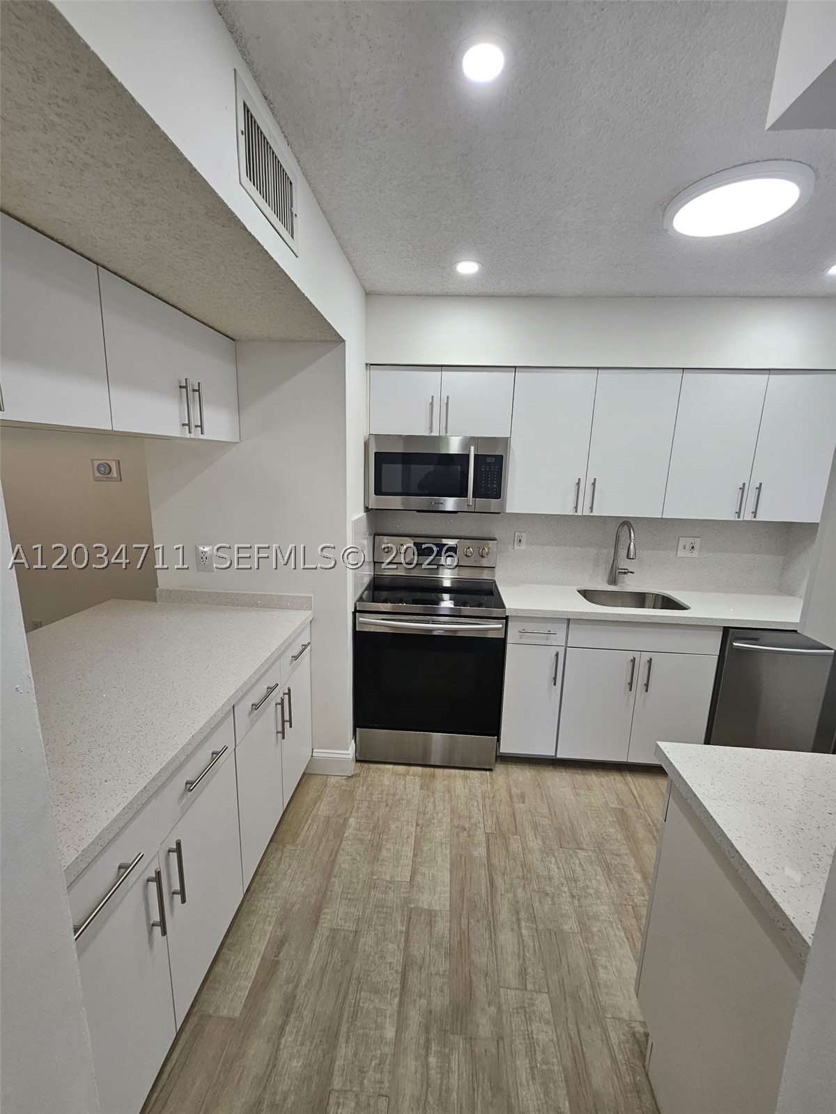 RIDGEVIEW GARDENS CONDO # - Residential Lease