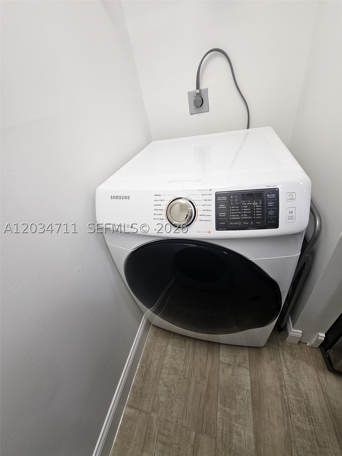 RIDGEVIEW GARDENS CONDO # - Residential Lease