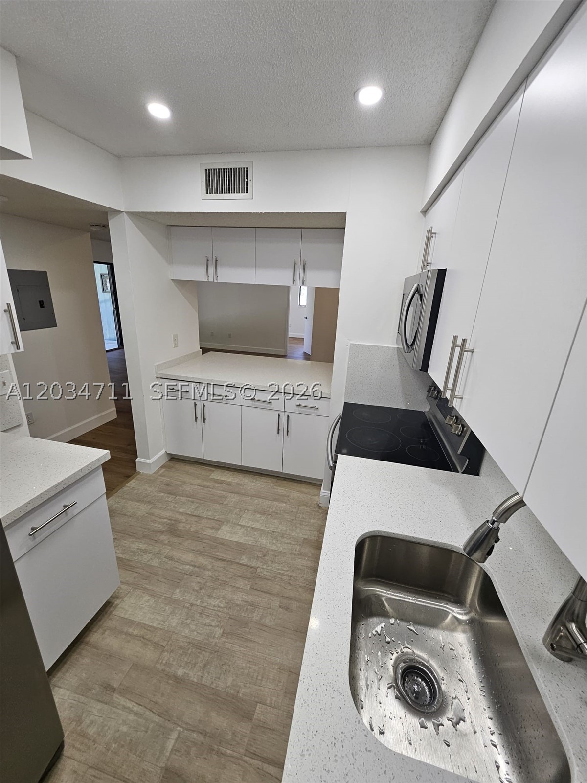 RIDGEVIEW GARDENS CONDO # - Residential Lease