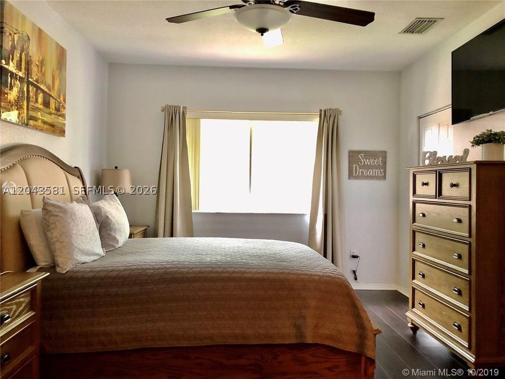 KINGS POINT COMMERCIAL PA - Residential