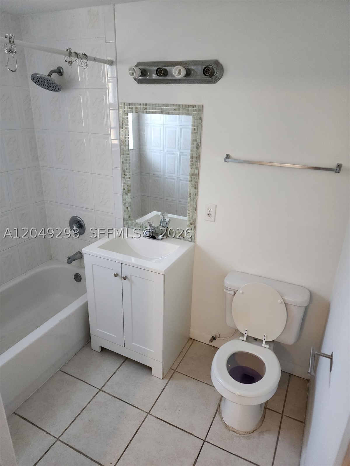 THE ARABIAN ARMS CONDO - Residential Lease