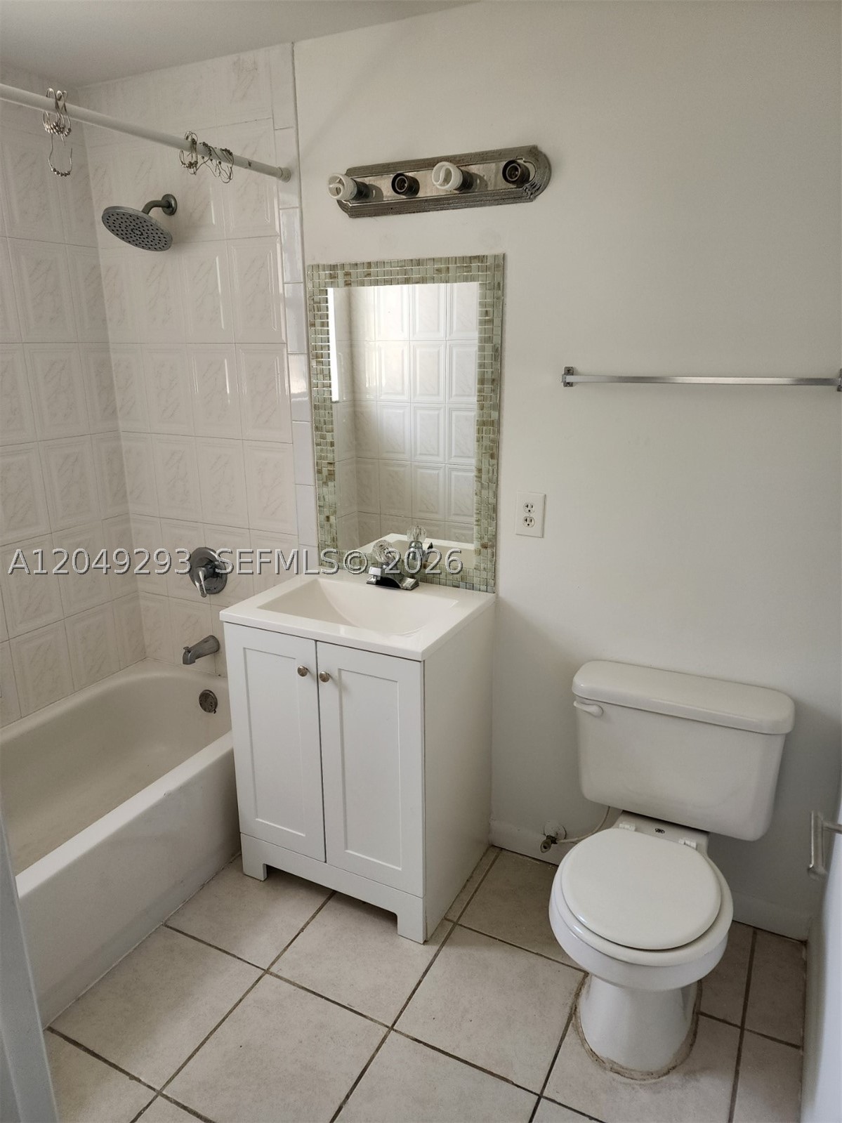 THE ARABIAN ARMS CONDO - Residential Lease
