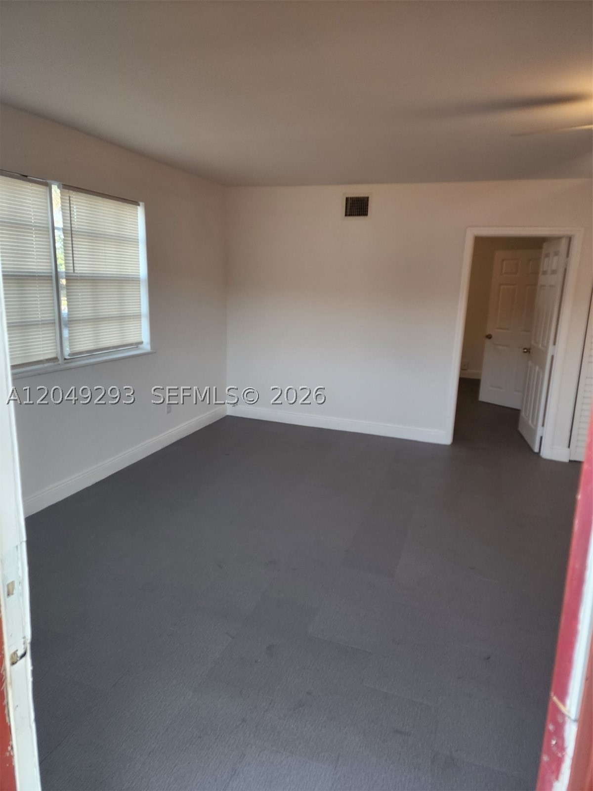 THE ARABIAN ARMS CONDO - Residential Lease