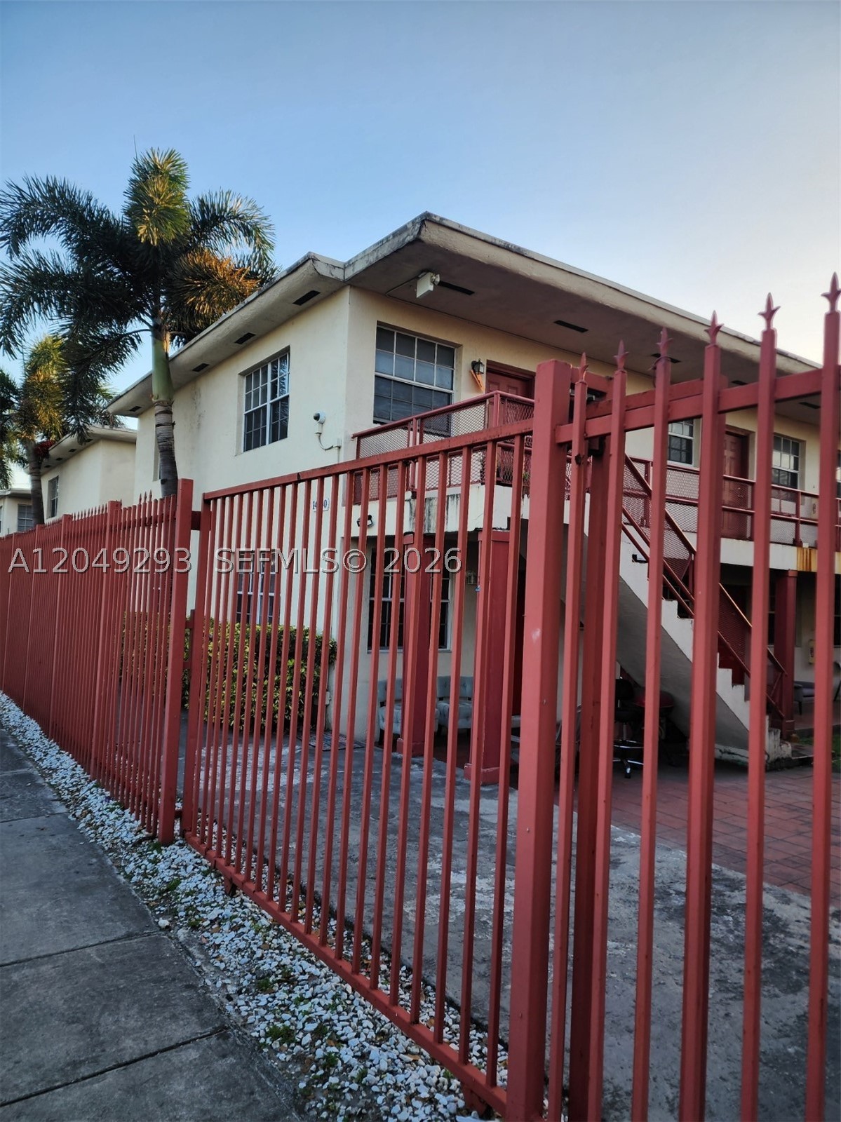 THE ARABIAN ARMS CONDO - Residential Lease