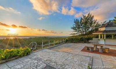 ISLE RIDGE LOT 5 - Residential